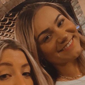 Meet your Posher, Cate